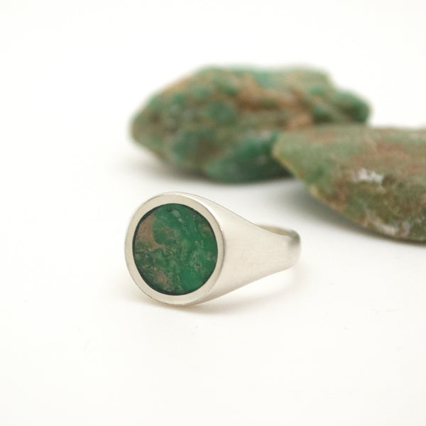 lunar ring : emerald turquoise : sz 7