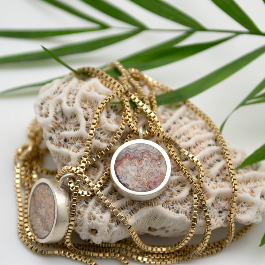 lunar necklace : crazy lace agate