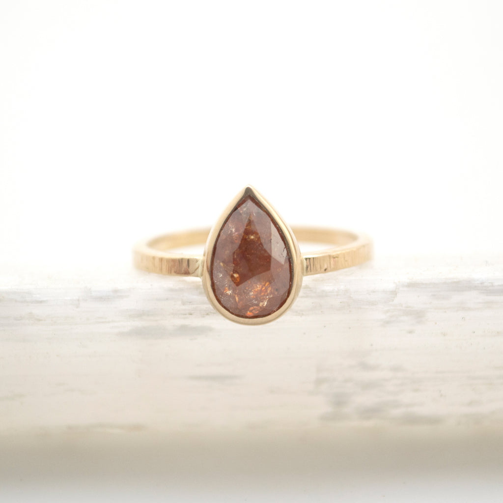 pear rose cut red diamond : 14k